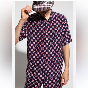 Gucci NAVY BLUE Silk shirt and shorts with logo.